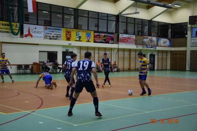 6 rundahyg 15